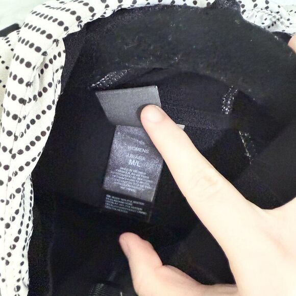 Women The North Face Small White Black Stripes Jacket Size Medium/Large - Picture 4 of 6